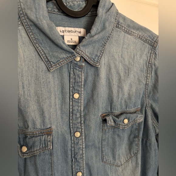 Women’s Denim Shirt Bundle Size Small - Picture 4 of 8